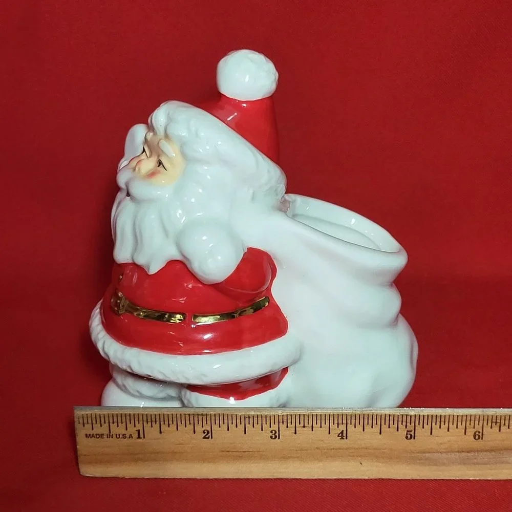 Vintage Christmas Santa Claus Figurine Statue Planter